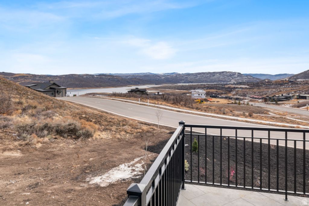 Image 38 of property listing at 11252 N REGAL RIDGE CT #14, Heber City, UT 84032
