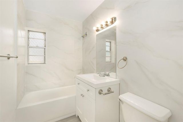 511 NW 18th St, Pompano Beach, FL 33060