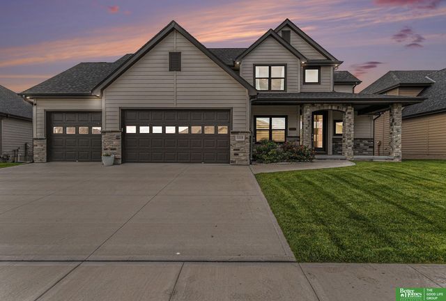 3319 Robyn Ridge Road, Fremont, NE 68025