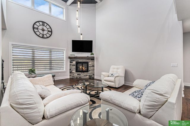 3319 Robyn Ridge Road, Fremont, NE 68025