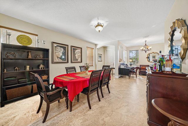 8147 Viale Matera, Lake Worth, FL 33467