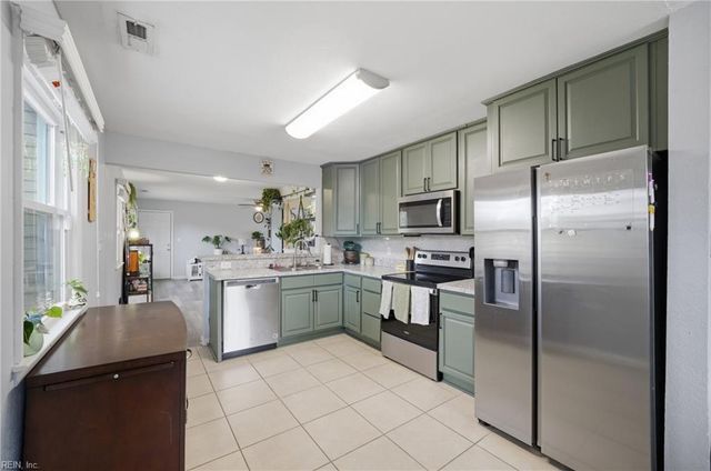 4029 Sea Cliff RD, Chesapeake, VA 23321