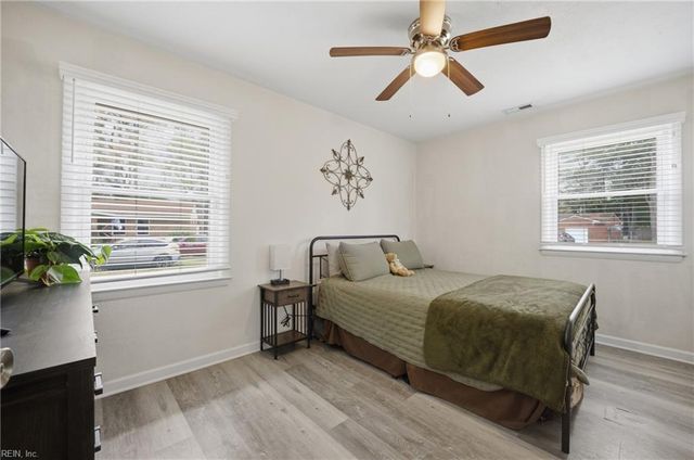 4029 Sea Cliff RD, Chesapeake, VA 23321