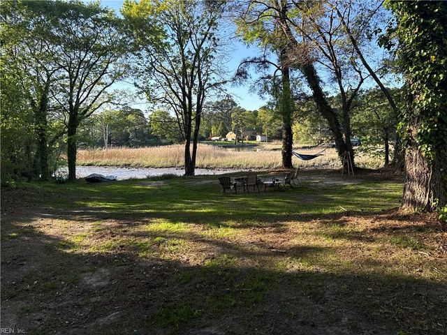 4029 Sea Cliff RD, Chesapeake, VA 23321