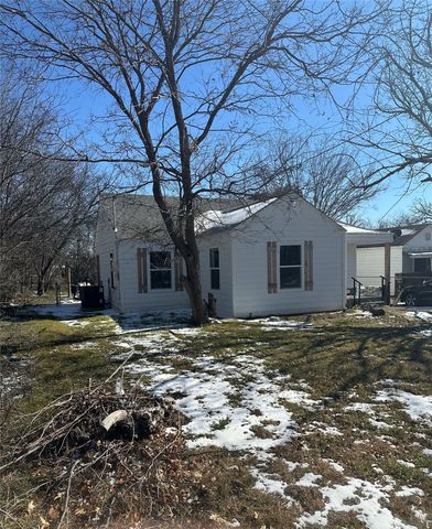 903 SW 5th Avenue SW, Mineral Wells, TX 76067