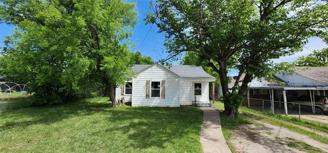 903 SW 5th Avenue SW, Mineral Wells, TX 76067