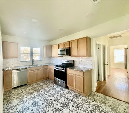 903 SW 5th Avenue SW, Mineral Wells, TX 76067