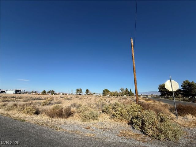 1230 East Mickey Street, Pahrump, NV 89048