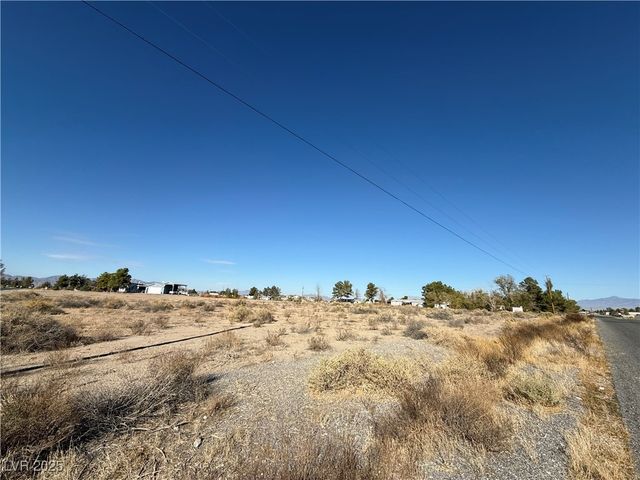 1230 East Mickey Street, Pahrump, NV 89048