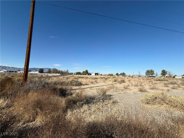 1230 East Mickey Street, Pahrump, NV 89048