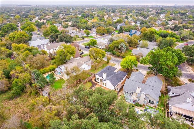 8308 Foxhound TRL, Austin, TX 78729