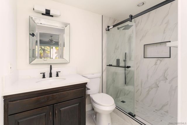 5918 Germaine Ln, La Jolla, CA 92037