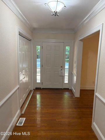 802 Forest Hill Circle, Greenville, NC 27858