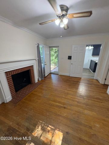 802 Forest Hill Circle, Greenville, NC 27858