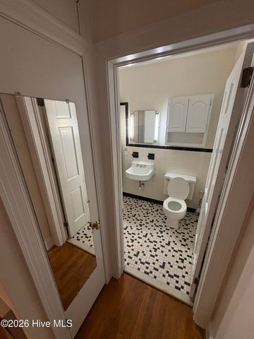 802 Forest Hill Circle, Greenville, NC 27858