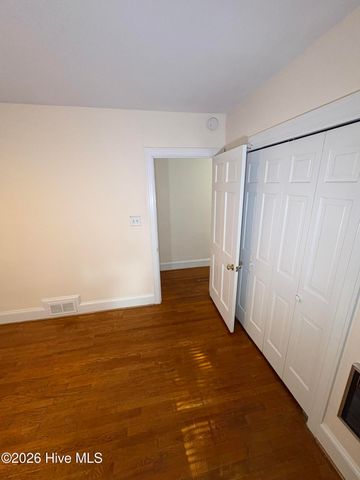 802 Forest Hill Circle, Greenville, NC 27858