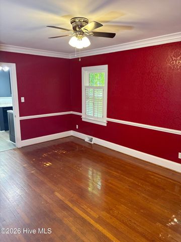 802 Forest Hill Circle, Greenville, NC 27858