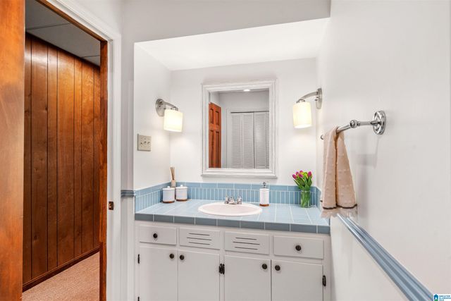 4141 OLD LEEDS LANE, Mountain Brook, AL 35213