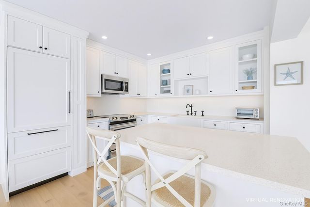279 Dune Road 2, Westhampton Beach, NY 11978