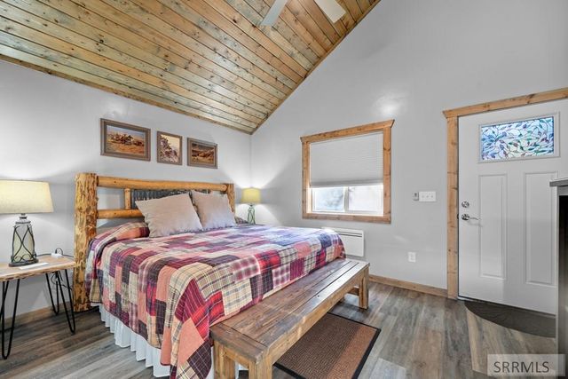 3770 Arctic Fox Drive, Island Park, ID 83429