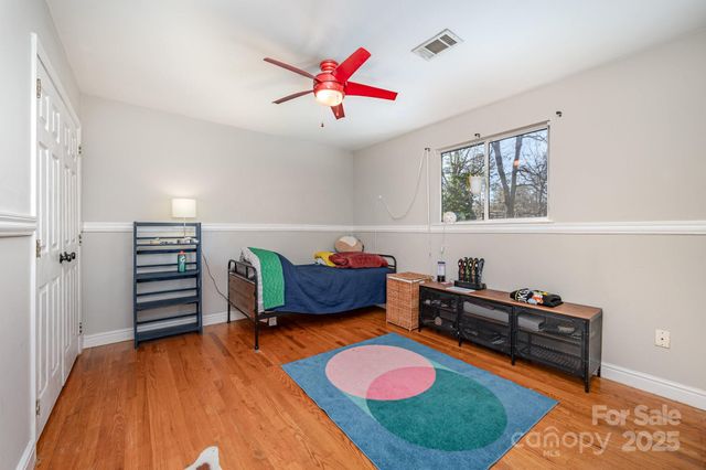 7015 Lavern Street, Charlotte, NC 28215