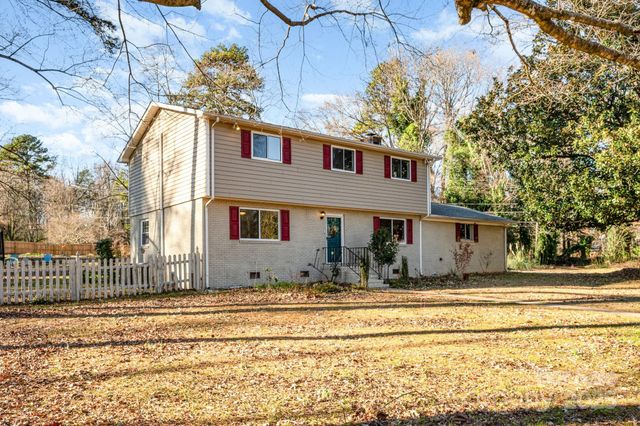 7015 Lavern Street, Charlotte, NC 28215