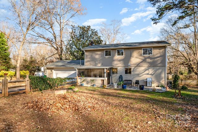 7015 Lavern Street, Charlotte, NC 28215