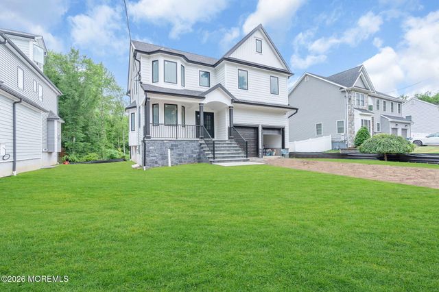 25 Wicker Place, Morganville, NJ 07751