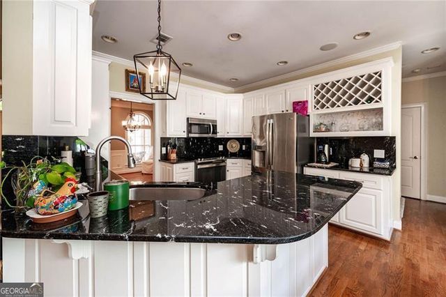 1510 Pecan Plantation Court, Loganville, GA 30052