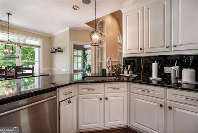 1510 Pecan Plantation Court, Loganville, GA 30052