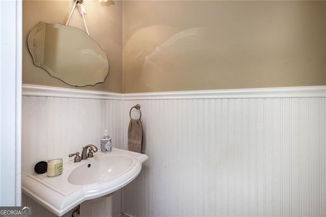 1510 Pecan Plantation Court, Loganville, GA 30052