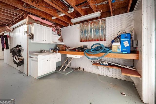 1510 Pecan Plantation Court, Loganville, GA 30052