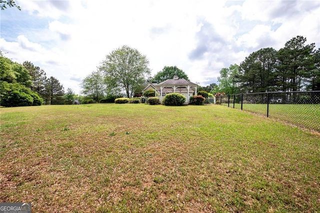 1510 Pecan Plantation Court, Loganville, GA 30052