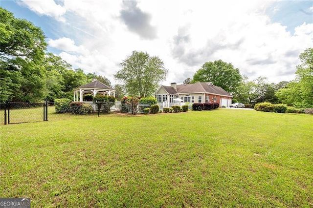 1510 Pecan Plantation Court, Loganville, GA 30052