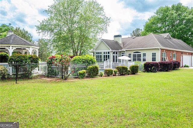 1510 Pecan Plantation Court, Loganville, GA 30052