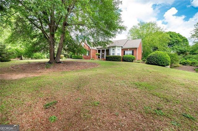 1510 Pecan Plantation Court, Loganville, GA 30052