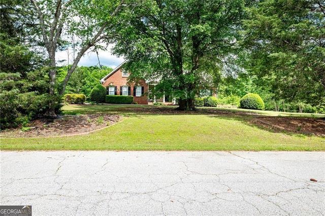 1510 Pecan Plantation Court, Loganville, GA 30052