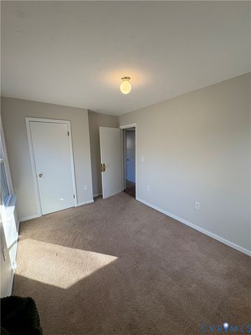 15800 Rowlett Rd, Chesterfield, VA 23838