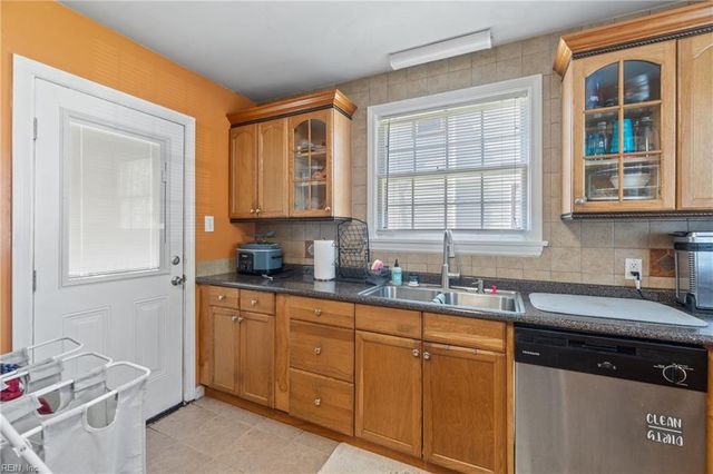 2309 Leckie ST, Portsmouth, VA 23704