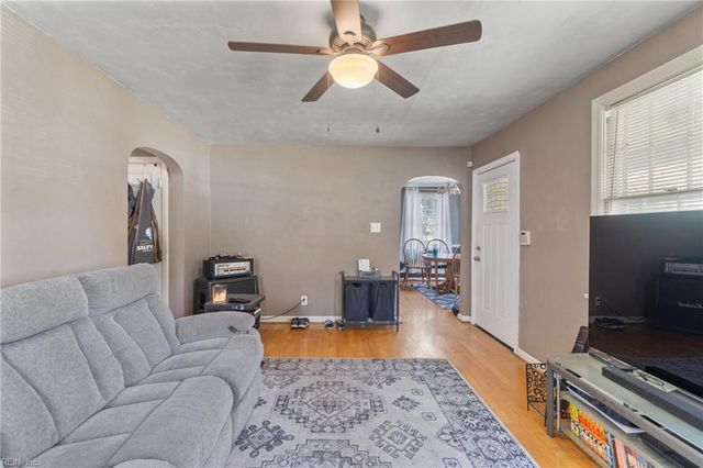 2309 Leckie ST, Portsmouth, VA 23704