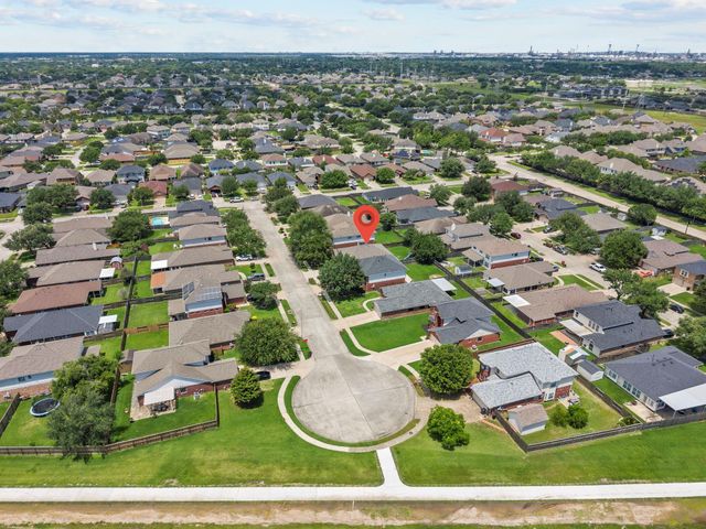 2618 Los Alamos Circle, Deer Park, TX 77536