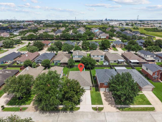 2618 Los Alamos Circle, Deer Park, TX 77536