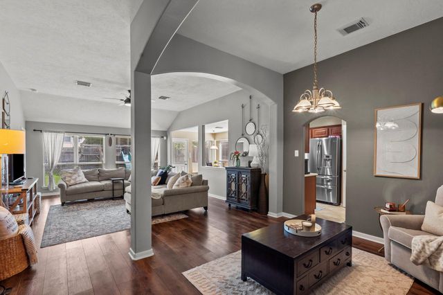 2618 Los Alamos Circle, Deer Park, TX 77536