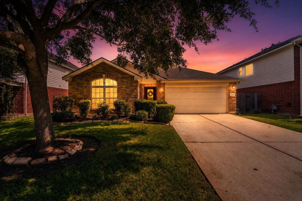 2618 Los Alamos Circle, Deer Park, TX 77536