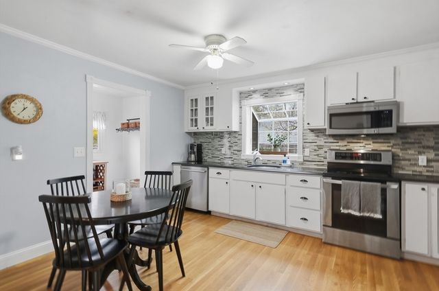 1 Mountain St, Woburn, MA 01801