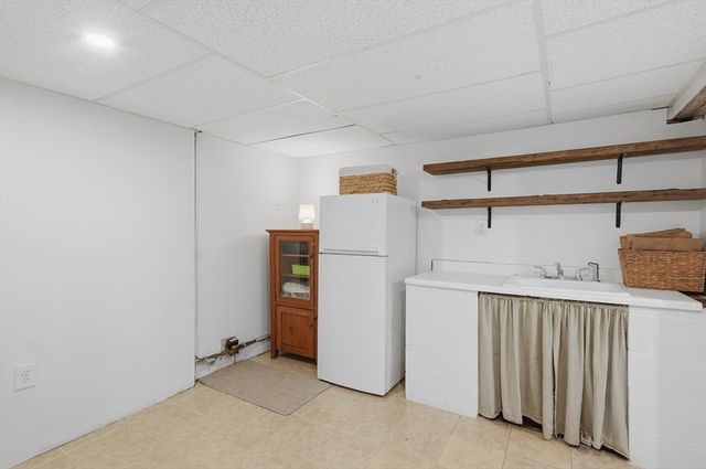 1 Mountain St, Woburn, MA 01801