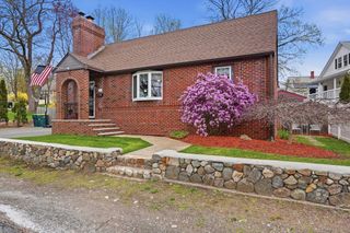 1 Mountain St, Woburn, MA 01801