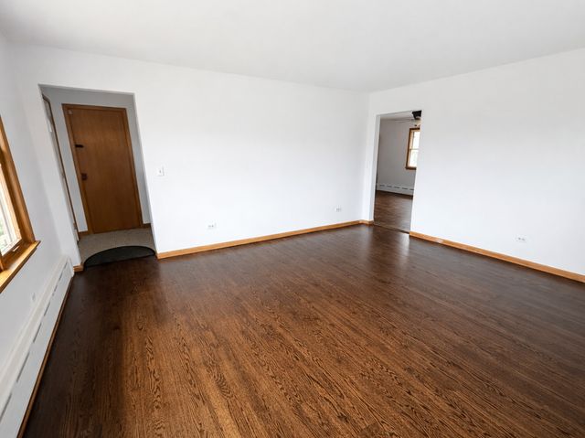 2504 9th Parkway, Waukegan, IL 60085