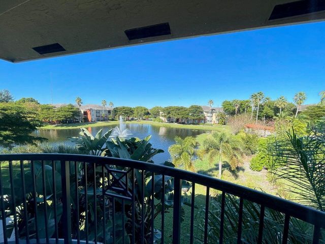 4155 N Haverhill Road 1420, West Palm Beach, FL 33417