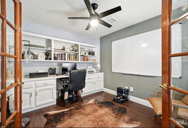 2704 Lehr Place, Bakersfield, CA 93311
